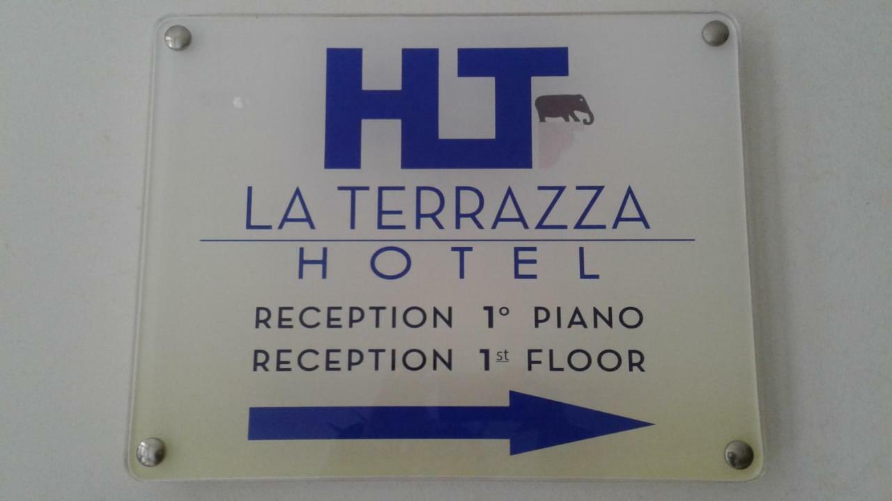 Hotel La Terrazza 卡利亚里 外观 照片
